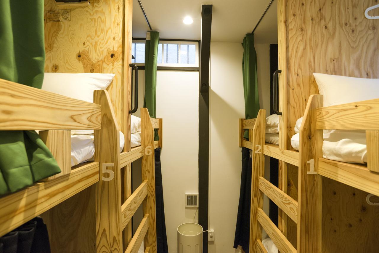 Hostel Yuigahama + Soba Bar, Камакура Екстер'єр фото